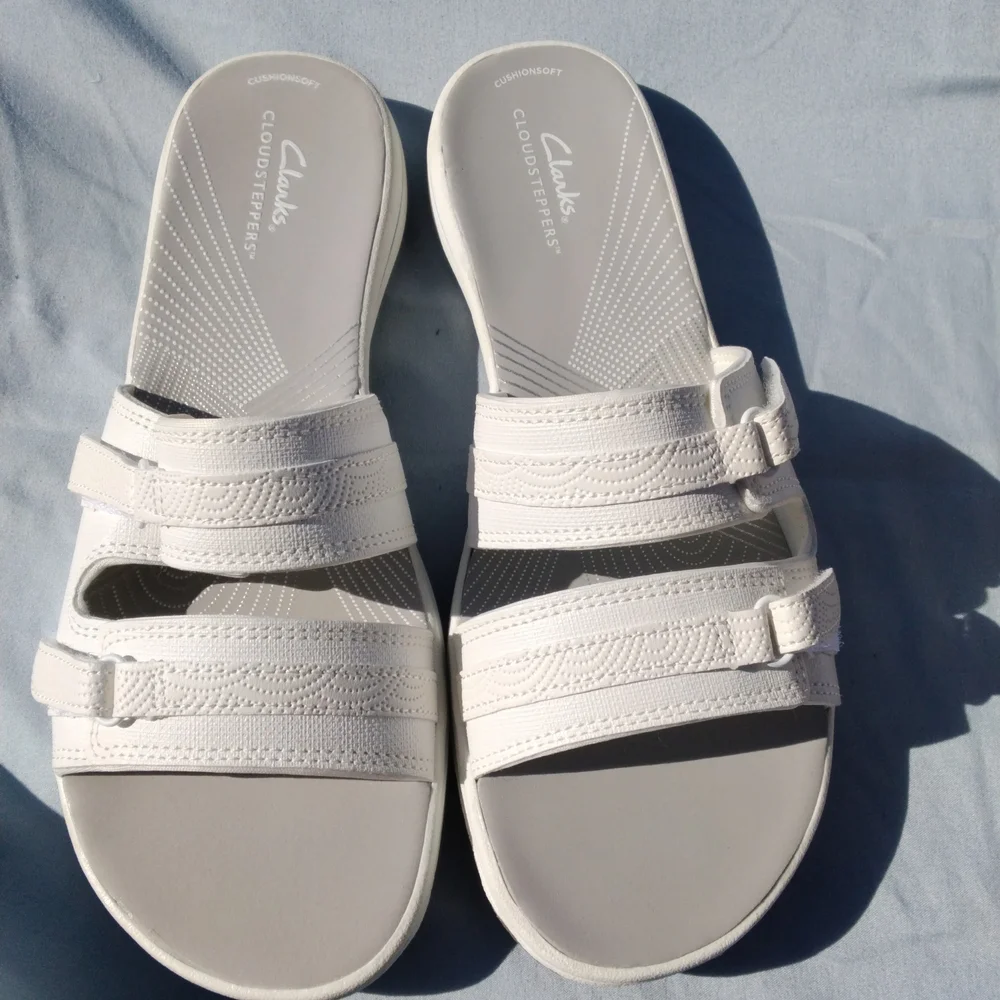 Clarks White Cloudsteppers Dual-Strap Comfort Sandals